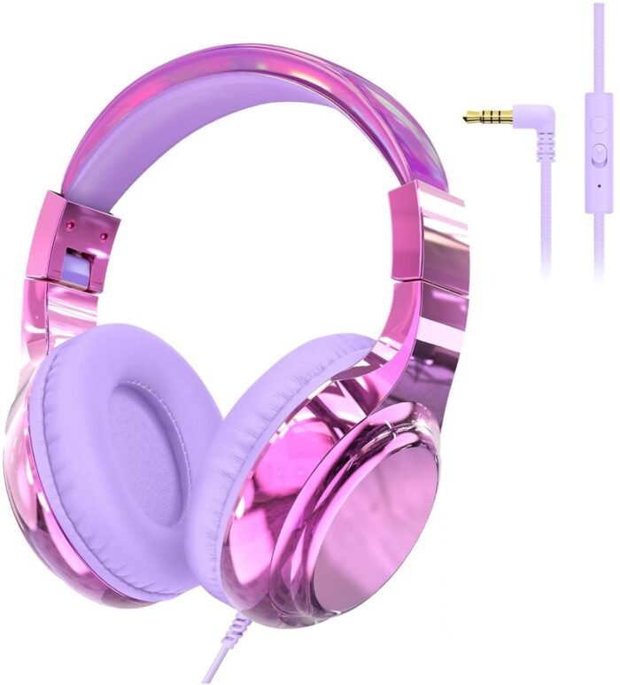 StayPowered Kinderkoptelefoon - Veilig & Comfortabel Luisteren - Volumebegrenzing 85/94 dB - Verstelbaar & Opvouwbaar - Zachte Over-Ear Kussens - Ingebouwde Microfoon - 3.5 mm Aansluiting - Lichtviolet - Levering Sneller dan Aangegeven!