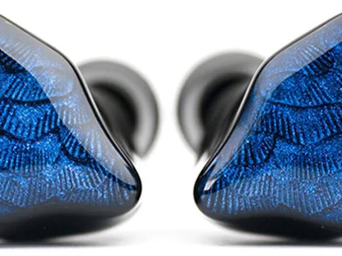 Truthear NOVA - In-Ear Monitors - IEM - 1DD+4BA Hybride Configuratie - Hi-Fi Geluid - Audiofiele Oordoppen - Verwisselbare Kabel - Comfortabele Pasvorm - Blauw