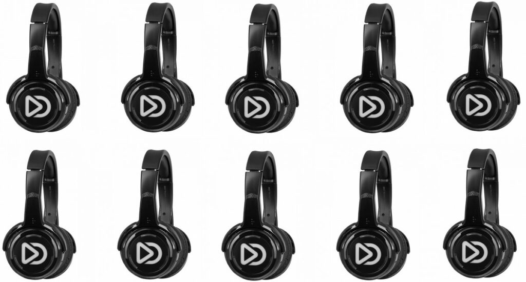 Dolly Digital© Professionele Silent Disco set | 10 Type DD oplaadbare headsets en 1 Type T70 oplaadbare zender met extra bereik.