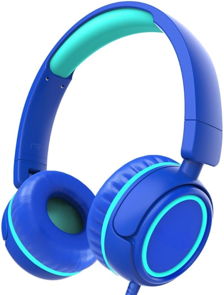 StayPowered Koptelefoon - Veilig & Comfortabel voor Kinderen - 85dB Geluidslimiet - Zacht Memory-Schuim - Ergonomisch Ontwerp - Opvouwbaar & Duurzaam - Verstrengelvrij Kabel - Universele Compatibiliteit - Darkblue - Levering Sneller dan Aangegeven!