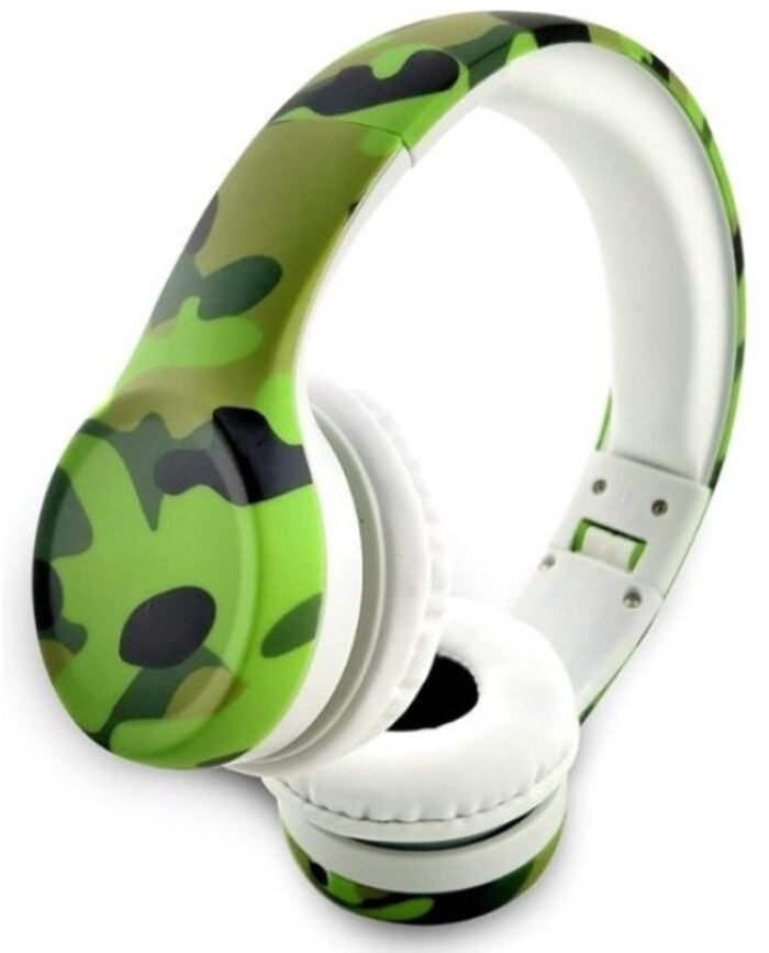 StayPowered Hoofdtelefoon voor Kinderen - Veilig en Comfortabel Luisteren - Volumebegrenzing 85 dB - Shareconnector - Verstelbaar - Geschikt voor iPod/iPad/iPhone/Android - Ideaal voor 2-8 jaar - Groen Legerpatroon - Levering Sneller dan Aangegeven!