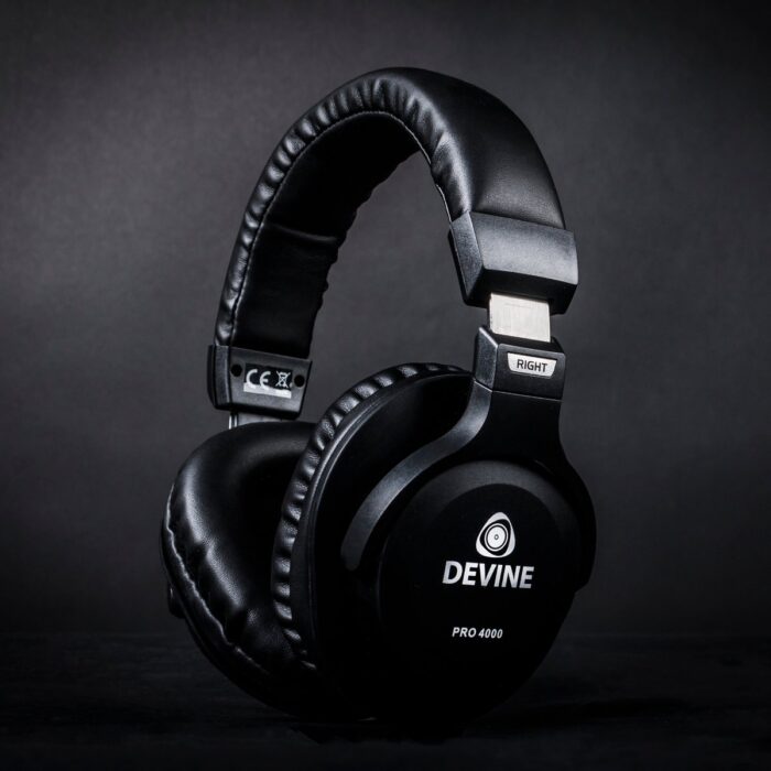 Devine - PRO 4000 - Zwart